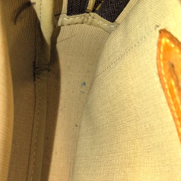 Louis Vuitton GM Bag - Picture 11 of 13